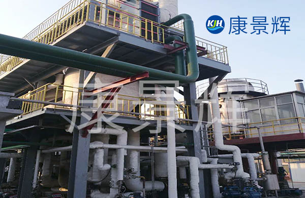 降膜管式多效蒸发器在低温条件下易可正常运行。